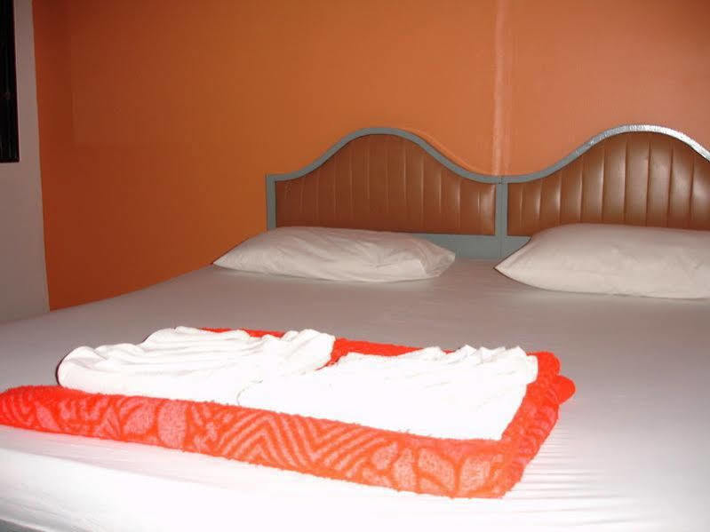 B&B House & Hostel Krabi Exterior photo